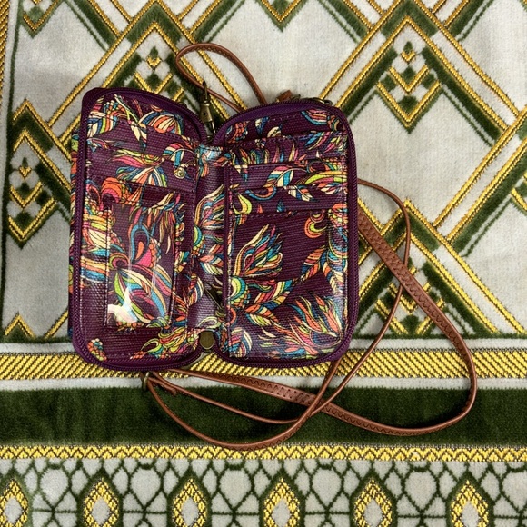 SAKROOTS WRISTLET WALLET WITH SMARTPHONE HOLDER - Picture 3 of 4